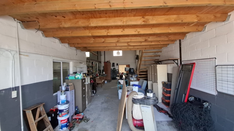 To Let commercial Property for Rent in Brackenfell Central Western Cape